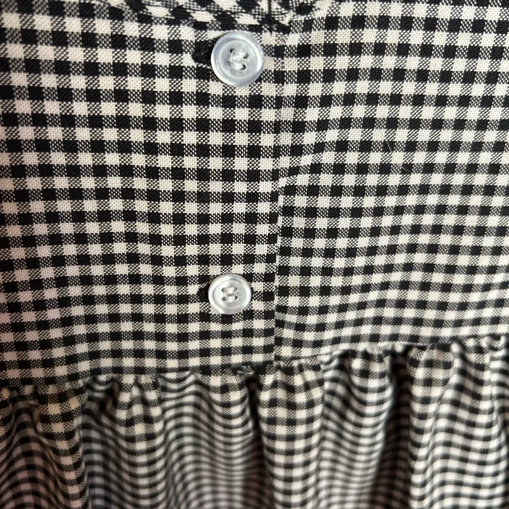 Nelly Madison black & white striped dress size 6